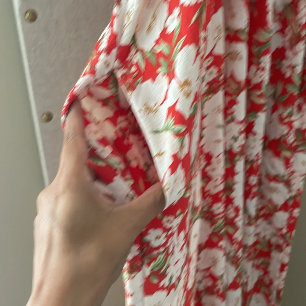 NWOT American Eagle Halter Wide Leg Jumpsuit Orange Floral Size XS - Picture 3 of 4